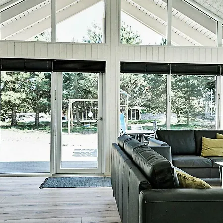 19 Person Holiday In Nex Snogebæk